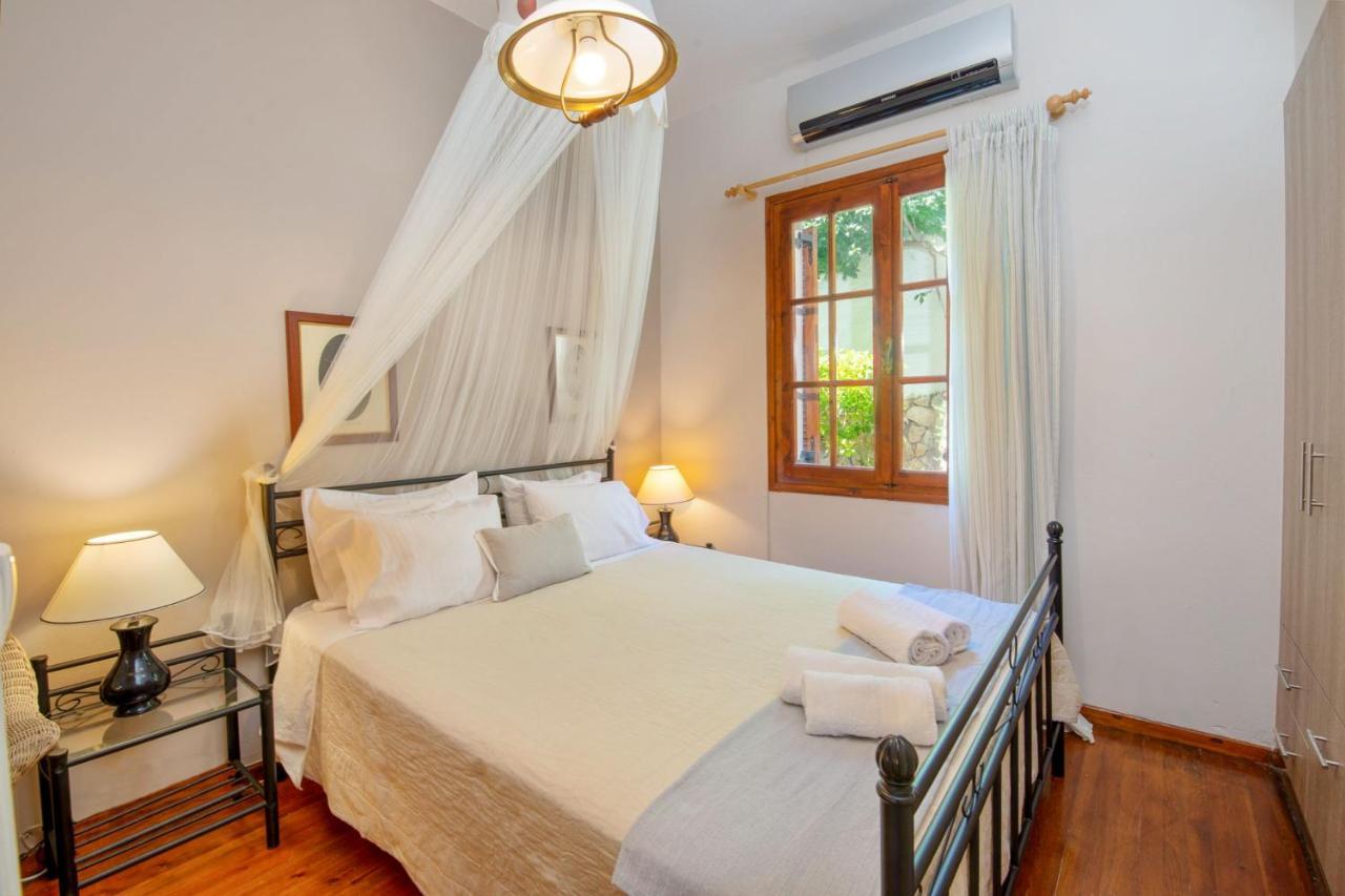 Villa Eleni Paxos Gaios Esterno foto
