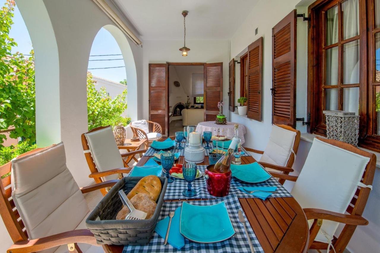 Villa Eleni Paxos Gaios Esterno foto